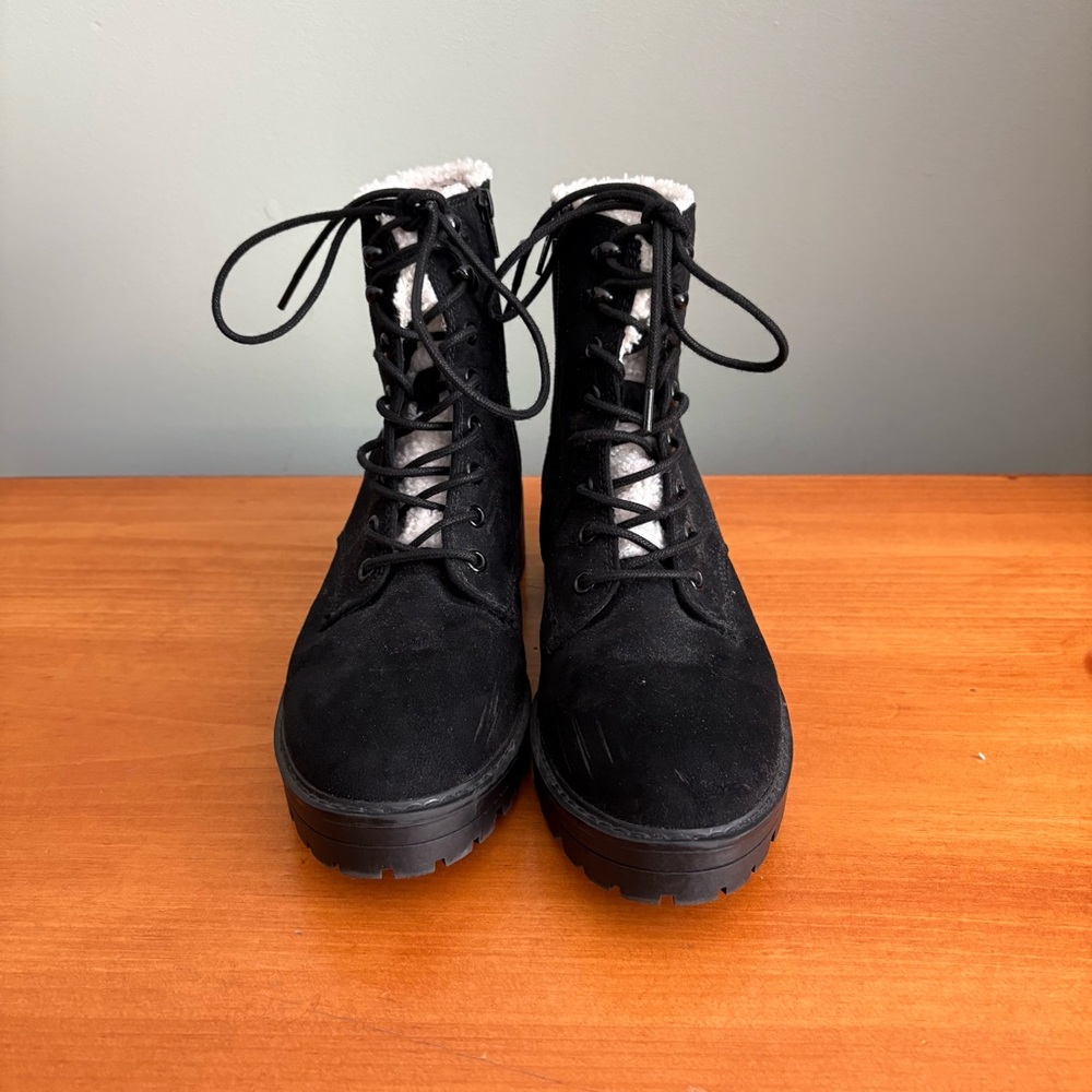 Women's Black Lace-Up Faux-Shearling Combat Boots